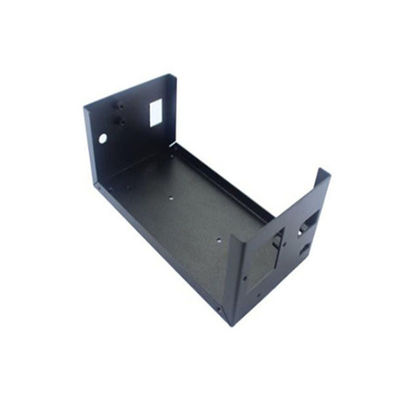 قطعات خم شده طومار فلز آلومینیوم با زنگ در